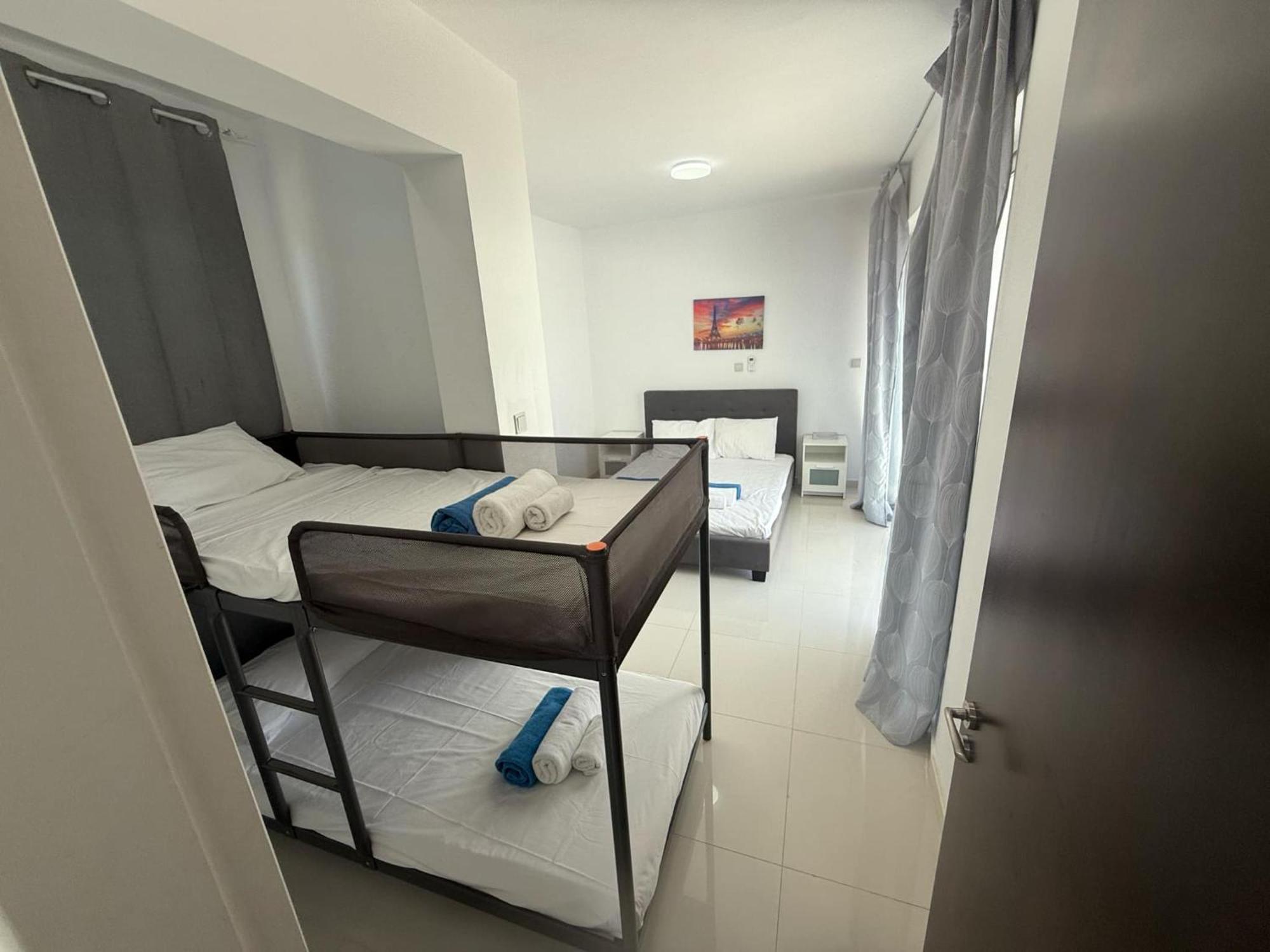 Villa Mulberry Retreat 0,5Km From Everything Коръл бей Екстериор снимка